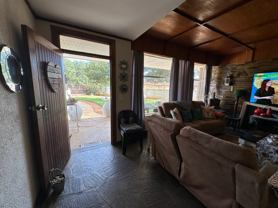 3 Bedroom Property for Sale in Wolmaransstad North West